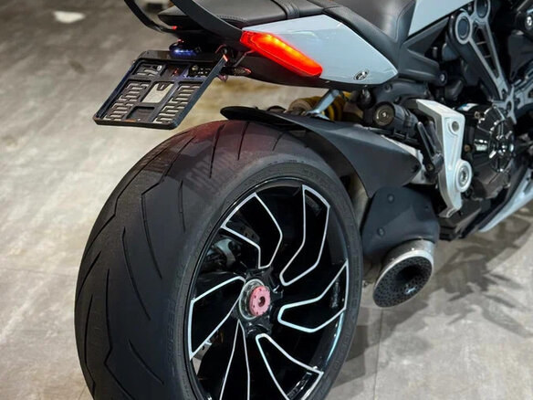 2018 Ducati XDiavel, белый, 1350000 рублей - вид 10