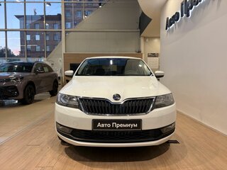 2019 Skoda Rapid I Рестайлинг, белый, 1589000 рублей, вид 2