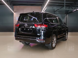 2026 Toyota Land Cruiser 300 Series, чёрный, 13388000 рублей, вид 3