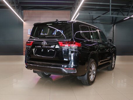 2026 Toyota Land Cruiser 300 Series, чёрный, 13388000 рублей, вид 3