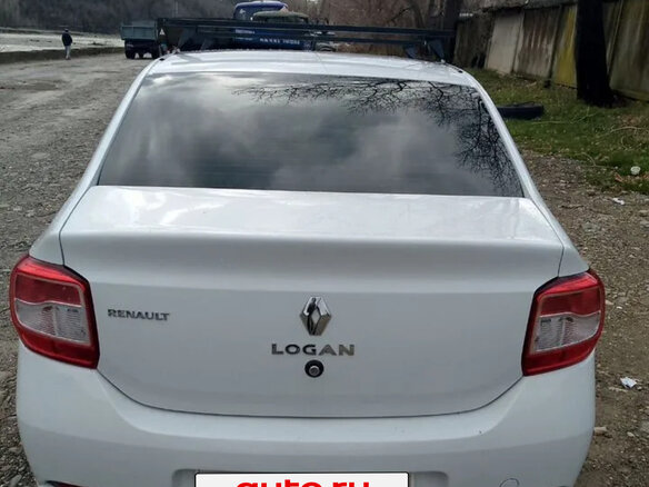 2017 Renault Logan II, белый, 550000 рублей - вид 1