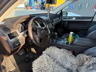 2015 Volkswagen Touareg II Рестайлинг, коричневый, 3000000 рублей, вид 5