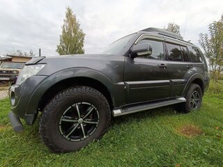 2012 Mitsubishi Pajero IV Рестайлинг 1, серый, 2300000 рублей, вид 5