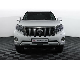 2014 Toyota Land Cruiser Prado 150 Series Рестайлинг 1, белый, 3990000 рублей, вид 2