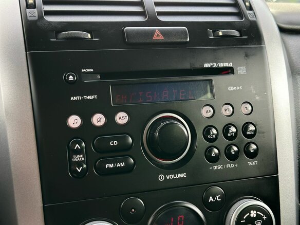2014 Suzuki Grand Vitara II Рестайлинг 2, белый - вид 15