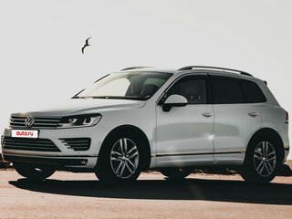 2016 Volkswagen Touareg II Рестайлинг, белый, 2830000 рублей, вид 1