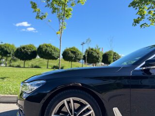 2016 BMW 7 серии 740d xDrive VI (G11/G12), чёрный, 3980000 рублей, вид 5
