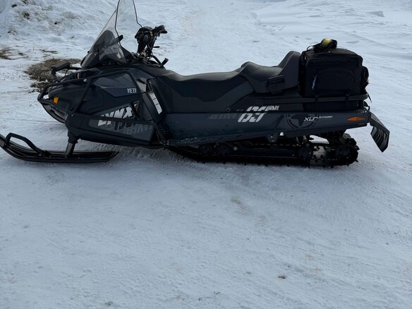2013 BRP Lynx 69 Yeti Army, серебристый, 1290000 рублей