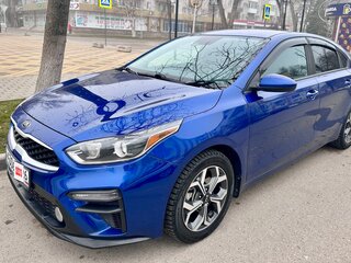 2019 Kia Forte III, синий, 1390000 рублей, вид 2