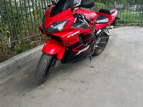 2001 Honda CBR 600F, красный, 550000 рублей, вид 3