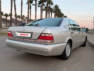 1998 Mercedes-Benz S-Класс 320 III (W140) Рестайлинг, серебристый, 1880000 рублей, вид 5