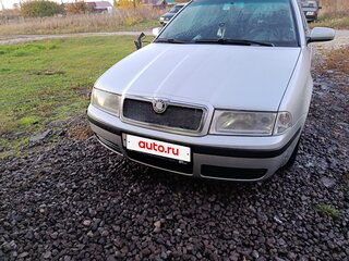 2003 Skoda Octavia I (A4) Рестайлинг, серебристый, 470000 рублей, вид 3