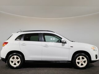 2012 Mitsubishi ASX I, белый, 960000 рублей, вид 4