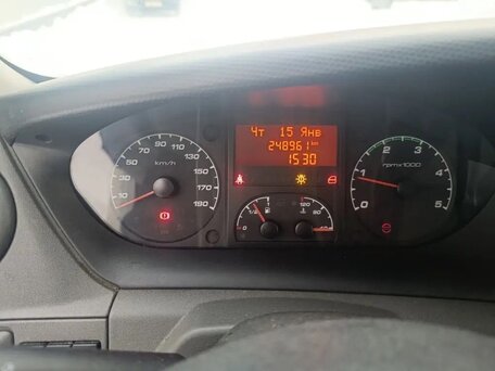 2014 Iveco Daily, белый, 2200000 рублей, вид 2