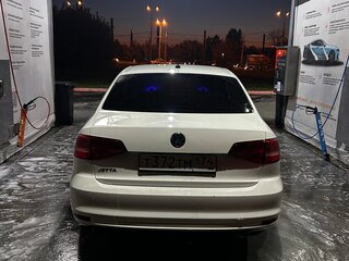 2015 Volkswagen Jetta VI Рестайлинг, белый, 700000 рублей, вид 4