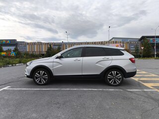 2019 Lada (ВАЗ) Vesta SW Cross I, серебристый, 860000 рублей, вид 2