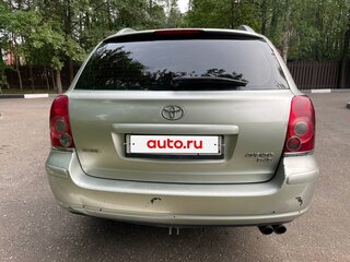 2005 Toyota Avensis II, серебристый, 1350000 рублей, вид 5