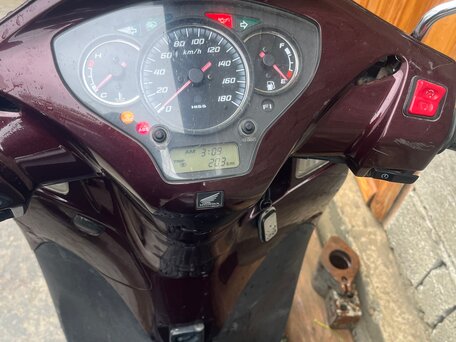 2007 Honda SH, красный, 150000 рублей, вид 4