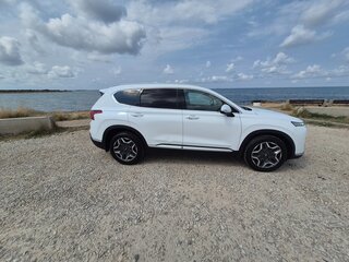 2021 Hyundai Santa Fe IV Рестайлинг, белый, 3550000 рублей, вид 4