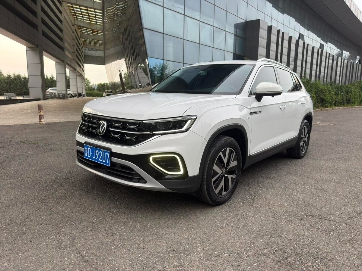 Открыть фотографии: Volkswagen Tayron I