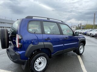 2026 Lada (ВАЗ) Niva Travel I Рестайлинг, синий, 1548000 рублей, вид 2