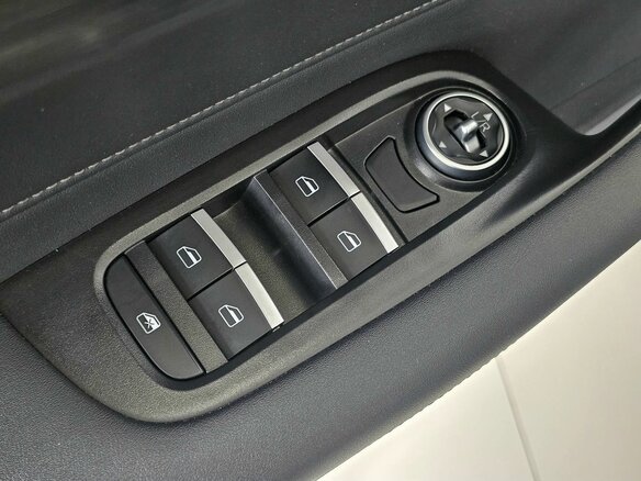 2024 Chery Tiggo 4 Pro I Рестайлинг, чёрный, 1765000 рублей - вид 14