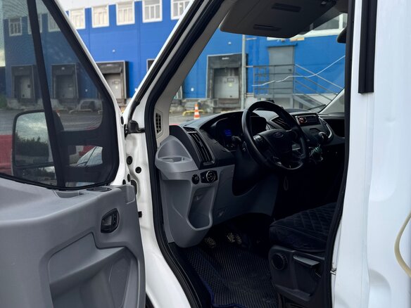 2017 Ford Transit, белый, 1900000 рублей - вид 5