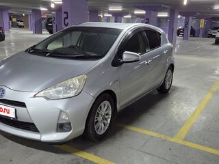 2013 Toyota Aqua I, серый, 850000 рублей, вид 1