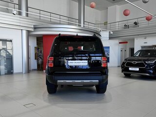 2026 Toyota Land Cruiser Prado 250 Series, чёрный, 12000000 рублей, вид 5