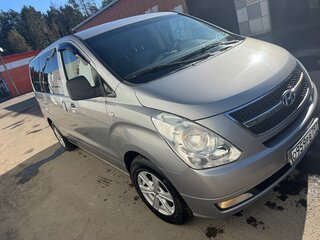 2011 Hyundai Grand Starex I, серый, 1750000 рублей, вид 3