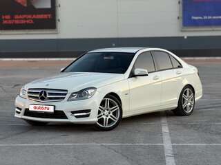 2011 Mercedes-Benz C-Класс 180 BlueEFFICIENCY III (W204) Рестайлинг, белый, 1335000 рублей, вид 1