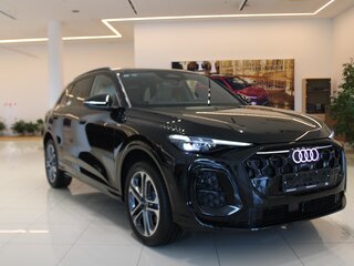 2026 Audi Q5 L III (GU), чёрный, 6650000 рублей, вид 3