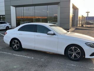 2019 Mercedes-Benz E-Класс 200 d V (W213, S213, C238), белый, 3200000 рублей, вид 4