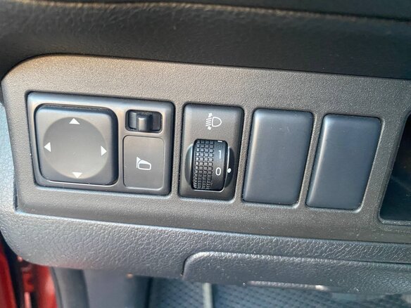 2008 Nissan Note I, оранжевый - вид 16