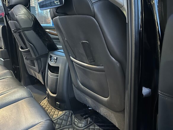 2020 Cadillac Escalade IV, чёрный, 5500000 рублей - вид 23