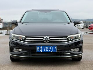 2022 Volkswagen Magotan B8 Рестайлинг, чёрный, 1701000 рублей, вид 2