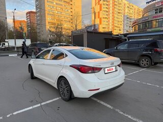 2014 Hyundai Elantra V (MD) Рестайлинг, белый, 830000 рублей, вид 5