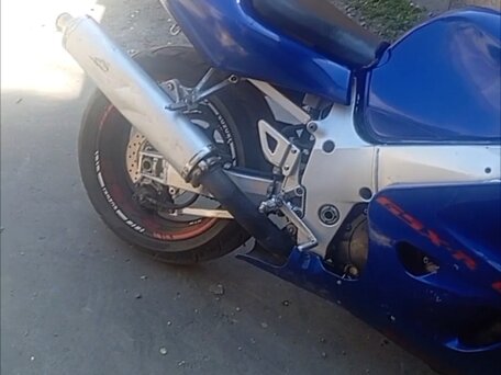 1997 Suzuki GSX-R 600, синий, 110000 рублей, вид 3