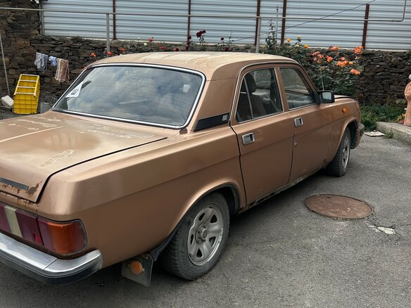 1999 ГАЗ 3110 «Волга», золотистый, 100000 рублей - вид 5
