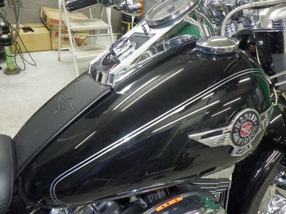 2012 Harley-Davidson Fat Boy, чёрный, 1160000 рублей - вид 9