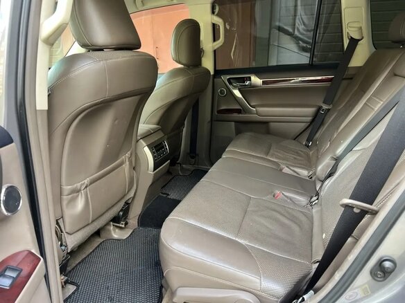2010 Lexus GX 460 II, серый, 2530000 рублей - вид 10