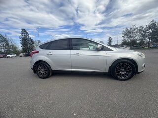 2013 Ford Focus III, серебристый, 620000 рублей, вид 4