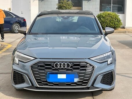 2023 Audi A3 Sportback 35 TFSI IV (8Y), серый, 2650000 рублей, вид 3