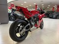 2025 Ducati Panigale V4, красный, 3737000 рублей - вид 3