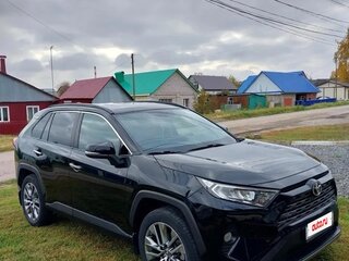 2020 Toyota RAV4 V (XA50), чёрный, 3150000 рублей, вид 1