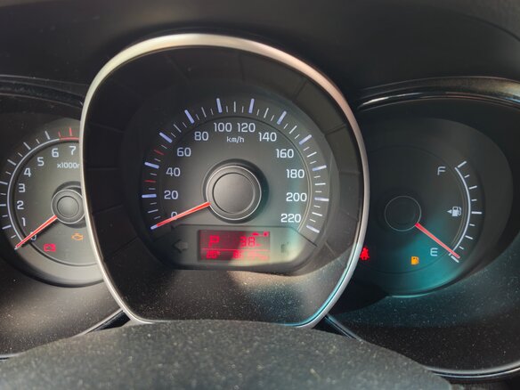 2016 Kia Rio III Рестайлинг, коричневый, 1045000 рублей - вид 6