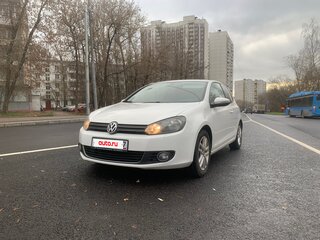 2011 Volkswagen Golf VI, белый, 700000 рублей, вид 1