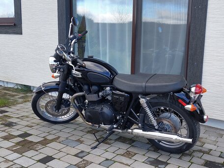 2013 Triumph Bonneville T100, чёрный, 550000 рублей, вид 3