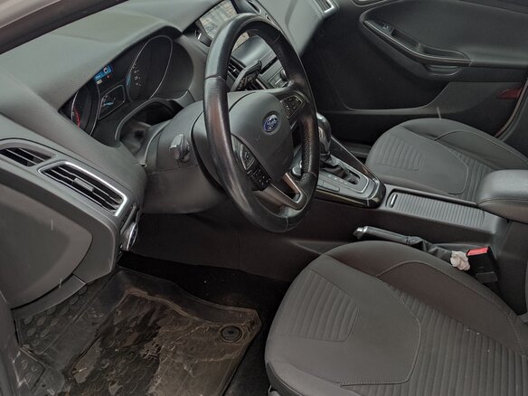 2017 Ford Focus III Рестайлинг, белый, 845000 рублей - вид 9