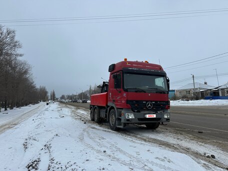 2008 Mercedes-Benz Actros, красный, 7700000 рублей, вид 4
